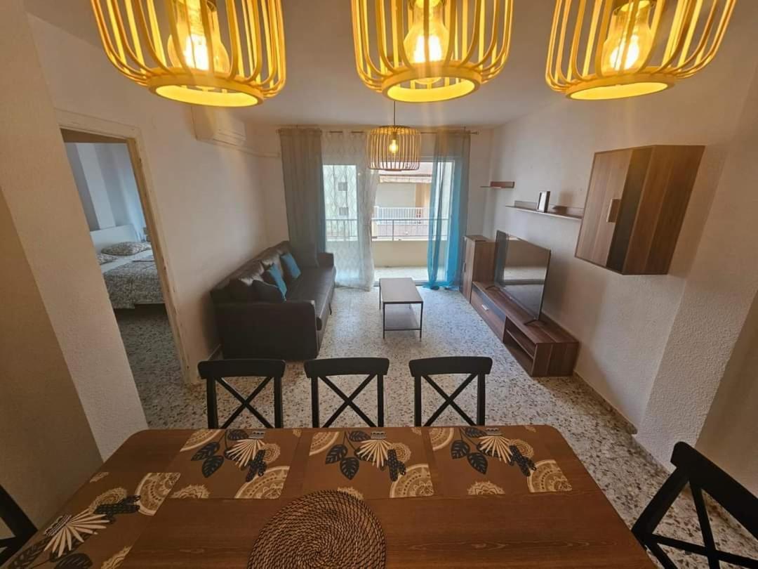 Terezia Apartamento Torrevieja Eksteriør bilde