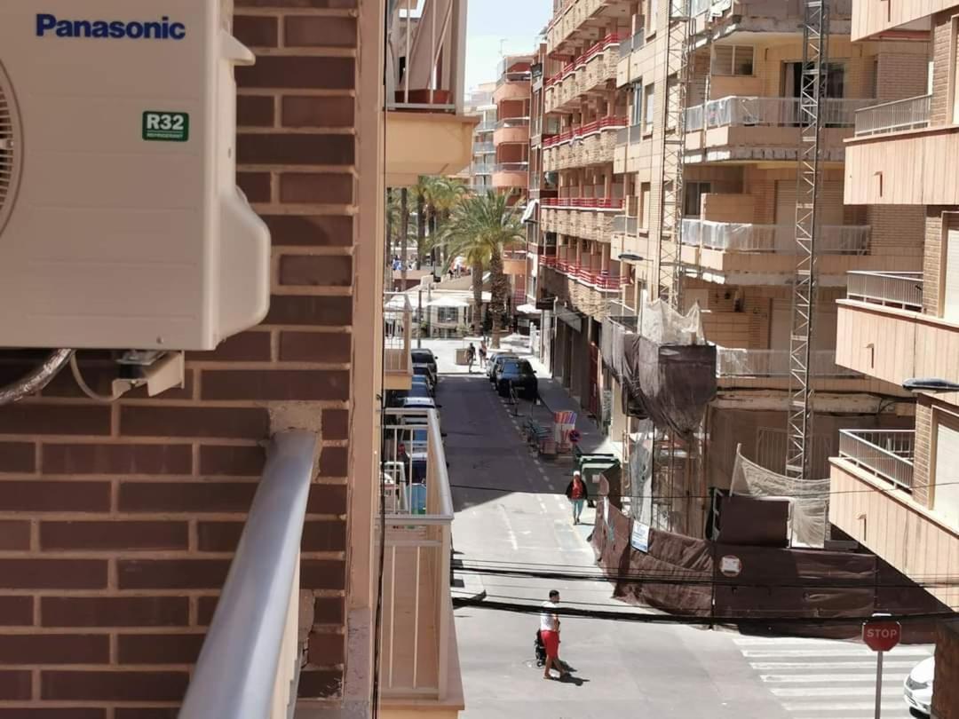 Terezia Apartamento Torrevieja Eksteriør bilde